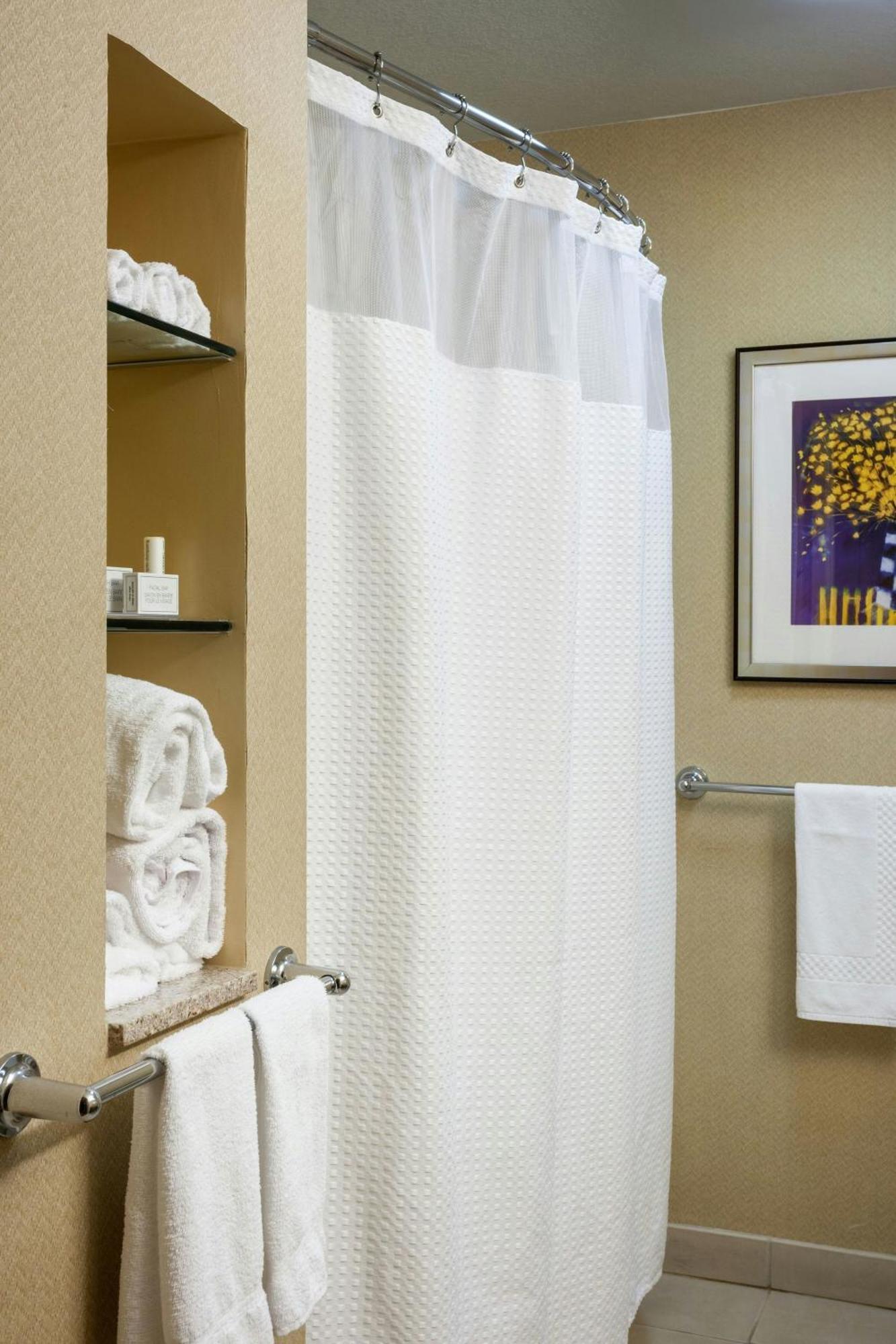 Courtyard Ventura 3* Simi Valley