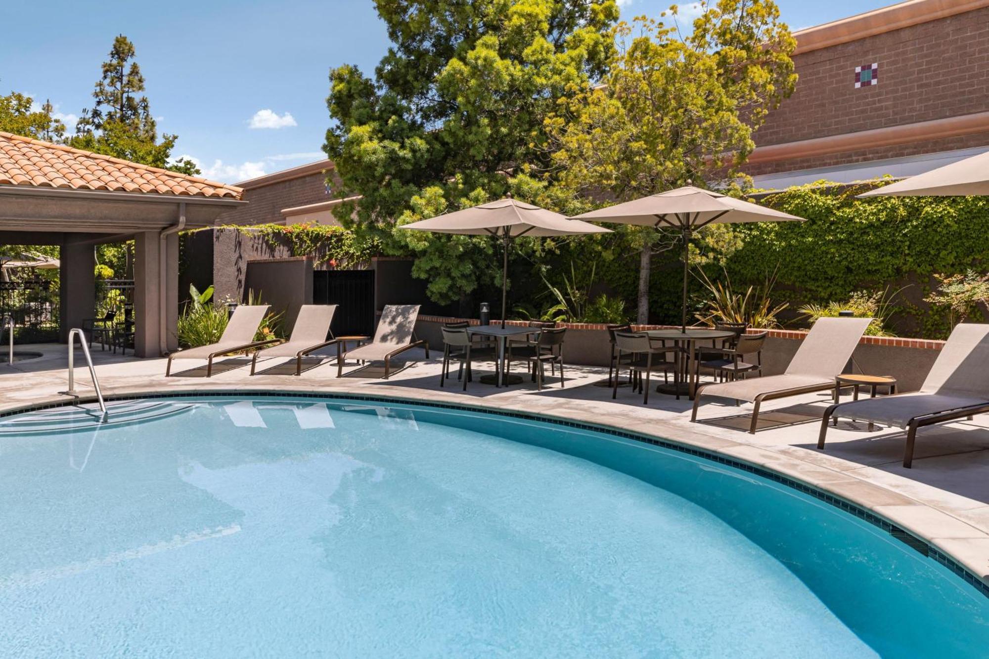 Courtyard Ventura Hotel Simi Valley