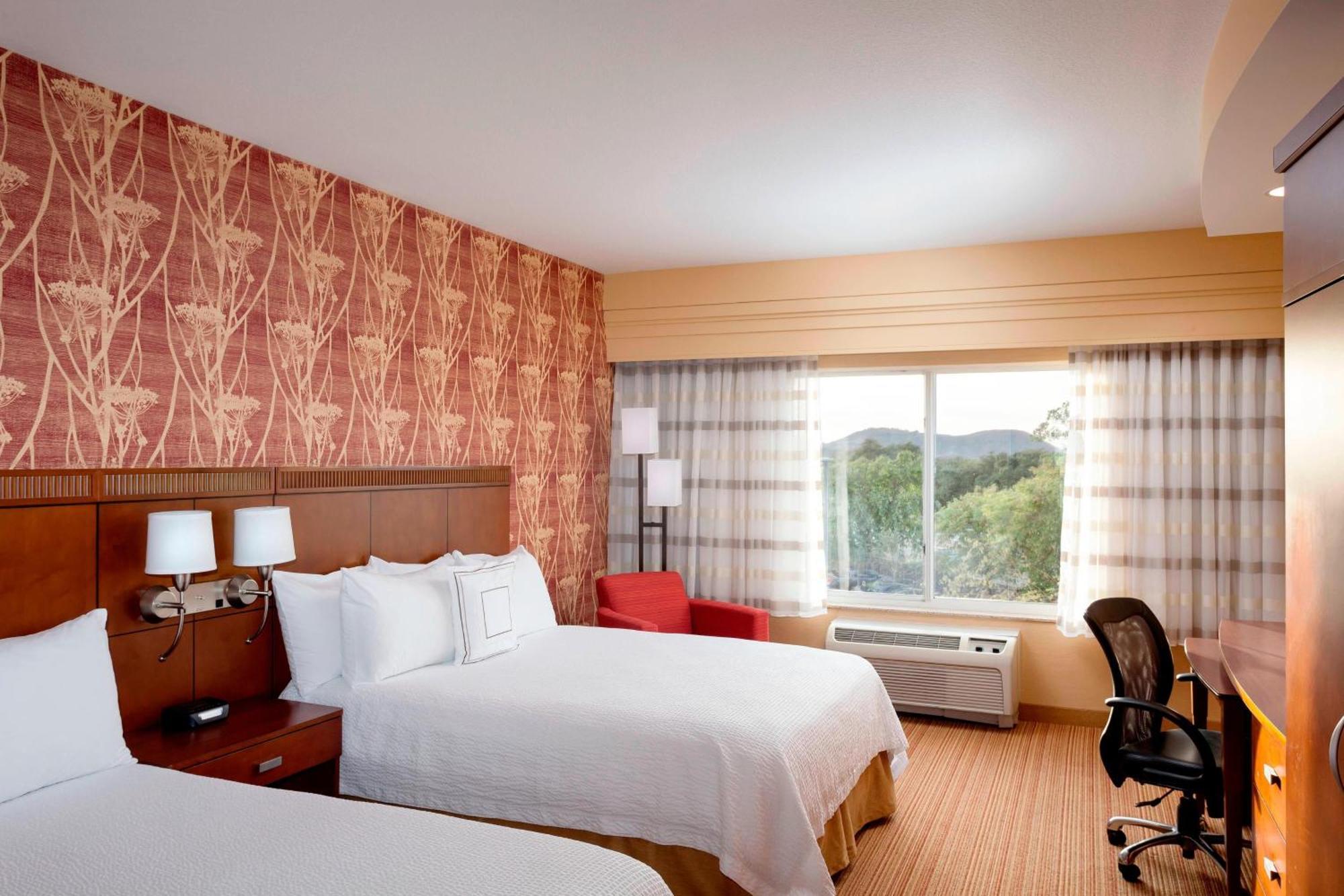 Courtyard Ventura 3* Simi Valley